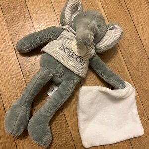 Doudou et Compagnie Paris | Gray Elephant Plush Toy with Blanket